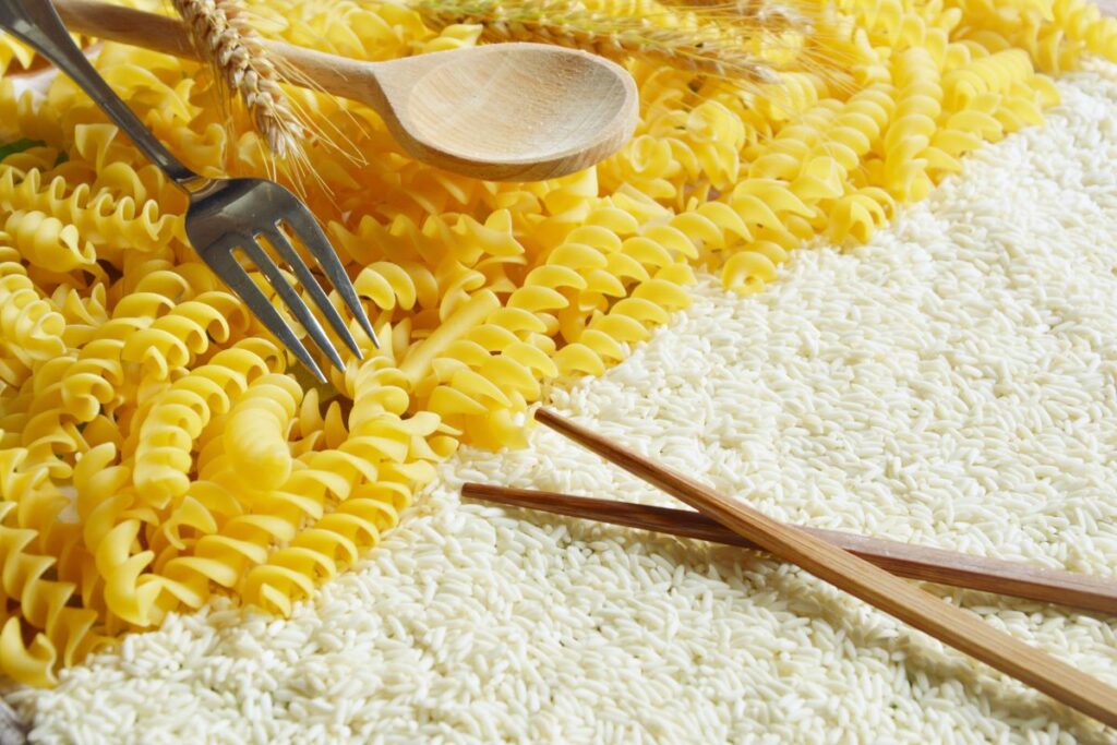 which-is-healthier-rice-or-pasta-common-grains